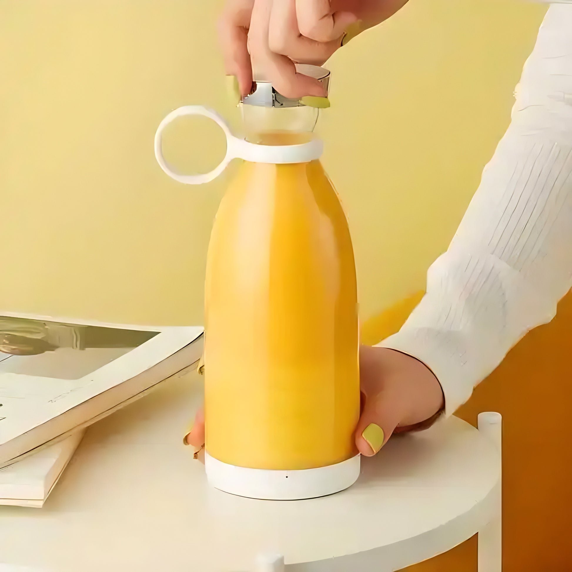 Electric Portable Mini Juicer Bottle - Image 6