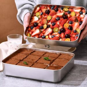 Stainless steel food storage container with lid for baking and cooking