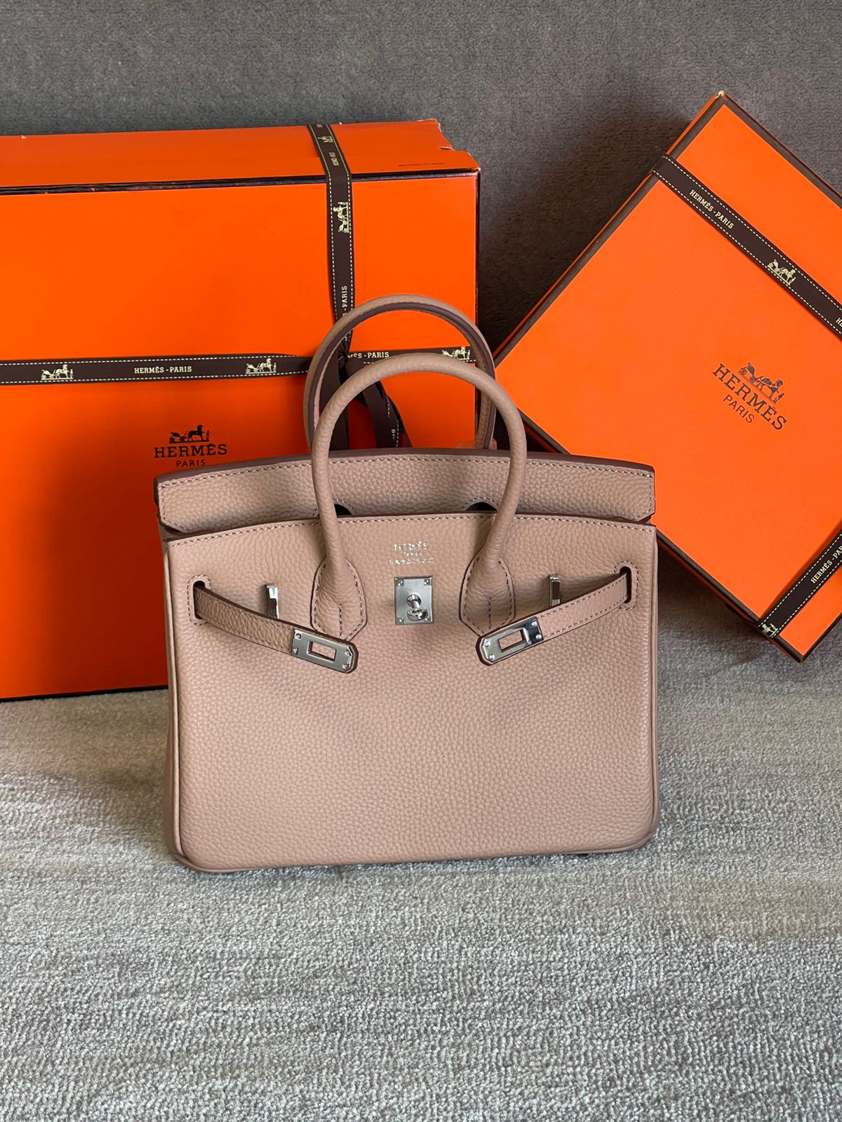 Hermès Luxury Ladies Handbag good Leather Designer Tote Bag with Lock Closure, Elegant Top Handbags for Women