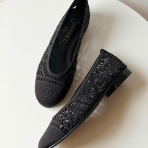 Chanel-Inspired Black Ballet Flats for Women – Elegant Soft Knit Designer Flat Shoes with Comfortable Fit, Breathable Pattern & Daily Wear Fashion Footwear